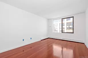 4 Martine Ave, White Plains, NY 10606 - Photo 5