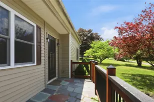 7 Vincent Ln, Pine Island, NY 10969 - Photo 3