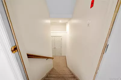 8 China Lane, East Setauket, NY 11733 - Photo 37