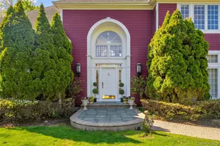 8 China Ln, East Setauket, NY 11733 - Photo 3