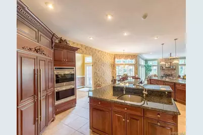 8 China Lane, East Setauket, NY 11733 - Photo 9