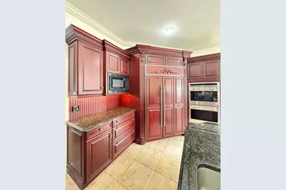 8 China Lane, East Setauket, NY 11733 - Photo 11