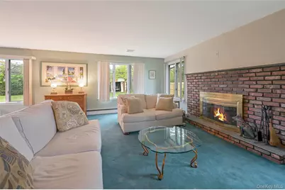 54 Marwood Place, Stony Brook, NY 11790 - Photo 13