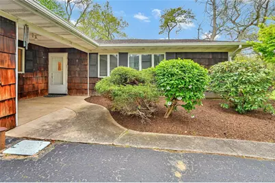 54 Marwood Place, Stony Brook, NY 11790 - Photo 3