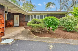 54 Marwood Pl, Stony Brook, NY 11790 - Photo 3