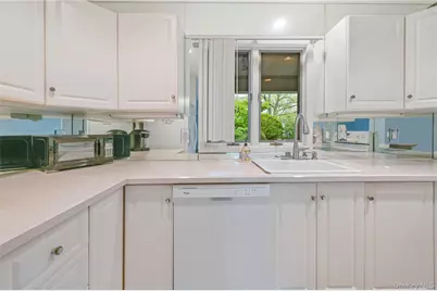 54 Marwood Place, Stony Brook, NY 11790 - Photo 7