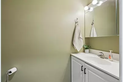 102 Leif Boulevard, Congers, NY 10920 - Photo 25