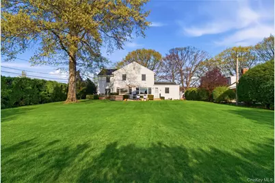 9 Sunset Lane, Garden City, NY 11530 - Photo 23