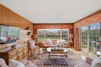 9 Sunset Lane, Garden City, NY 11530 - Photo 11
