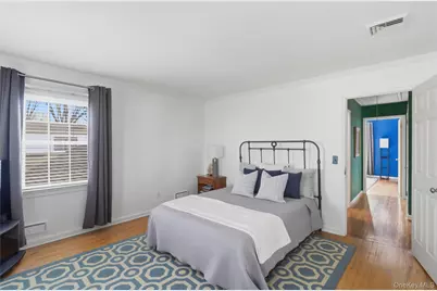 9 Sunset Lane, Garden City, NY 11530 - Photo 19