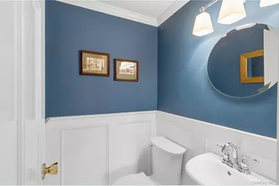 9 Sunset Lane, Garden City, NY 11530 - Photo 7
