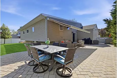 44 Steven Place, Smithtown, NY 11787 - Photo 43
