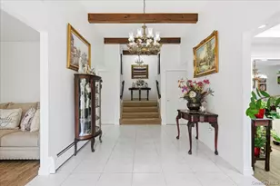 44 Steven Pl, Smithtown, NY 11787 - Photo 7