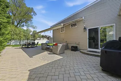 44 Steven Place, Smithtown, NY 11787 - Photo 39