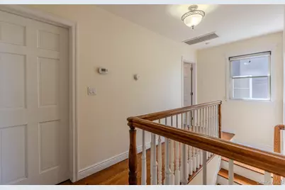 141 Collins Avenue, Williston Park, NY 11596 - Photo 11
