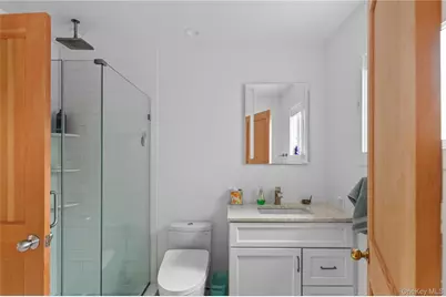 33 Schooner, Ocean Beach, NY 11770 - Photo 13