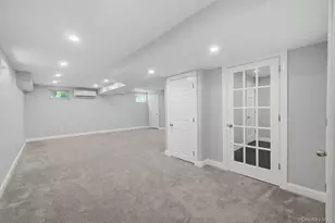 14 Gaetano Ln, Coram, NY 11727 - Photo 41