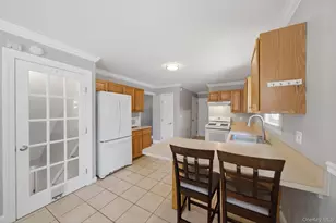 14 Gaetano Ln, Coram, NY 11727 - Photo 21
