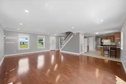 14 Gaetano Lane, Coram, NY 11727 - Photo 19