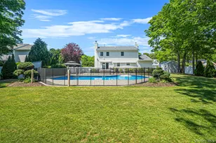 14 Gaetano Ln, Coram, NY 11727 - Photo 7