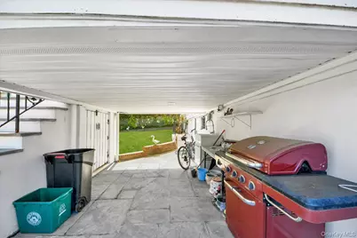 1149 Jensen Avenue, Mamaroneck, NY 10543 - Photo 23