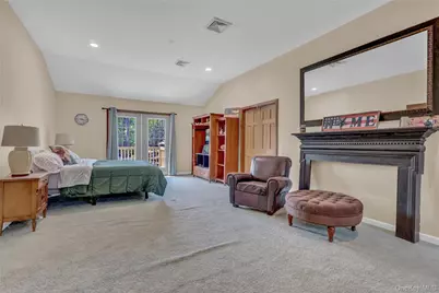 26 Peachtree Lane, Mount Sinai, NY 11766 - Photo 29