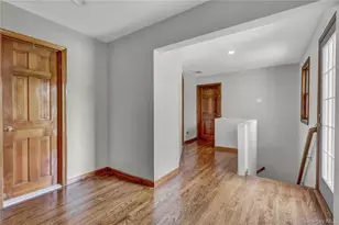 26 Peachtree Ln, Mount Sinai, NY 11766 - Photo 27