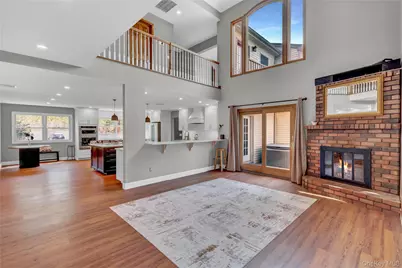 26 Peachtree Lane, Mount Sinai, NY 11766 - Photo 9