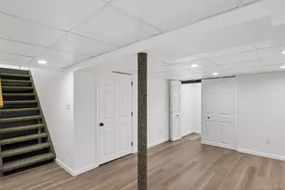 1804 Maurice Avenue, East Meadow, NY 11554 - Photo 23
