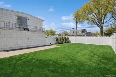 1804 Maurice Avenue, East Meadow, NY 11554 - Photo 27