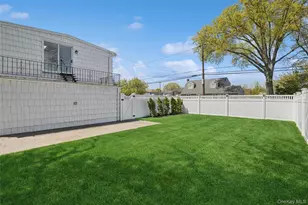 1804 Maurice Ave, East Meadow, NY 11554 - Photo 27
