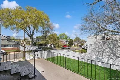1804 Maurice Avenue, East Meadow, NY 11554 - Photo 17