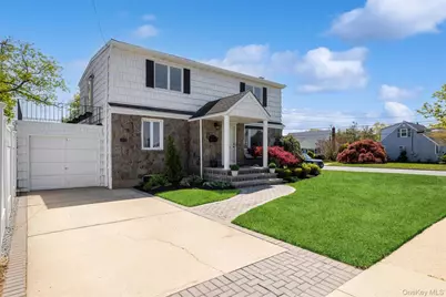 1804 Maurice Avenue, East Meadow, NY 11554 - Photo 3