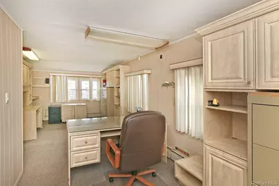 203 Saddle Lane, Levittown, NY 11756 - Photo 25