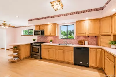 4 Mack Place, Monroe, NY 10950 - Photo 3