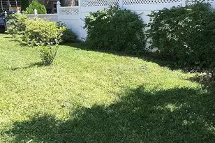 167-02 73rd Ave, Fresh Meadows, NY 11366 - Photo 3