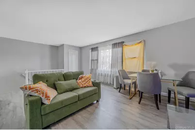 95 Wellesley Street, Hempstead, NY 11550 - Photo 21