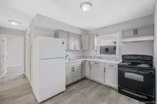 95 Wellesley St, Hempstead, NY 11550 - Photo 11