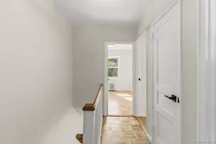 69-25 165th St, Fresh Meadows, NY 11365 - Photo 11