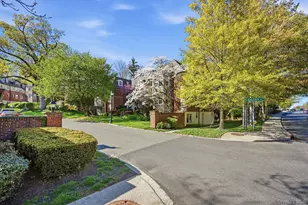 3 Campus Pl, Scarsdale, NY 10583 - Photo 39