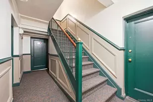 3 Campus Pl, Scarsdale, NY 10583 - Photo 9