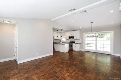 5 Mapletree Lane, South Huntington, NY 11746 - Photo 5