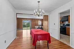 106 Aster Dr, New Hyde Park, NY 11040 - Photo 9
