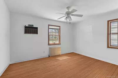 106 Aster Drive, New Hyde Park, NY 11040 - Photo 21