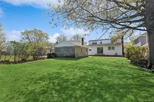 106 Aster Dr, New Hyde Park, NY 11040 - Photo 33