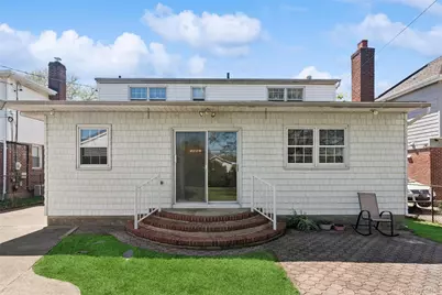 106 Aster Drive, New Hyde Park, NY 11040 - Photo 37