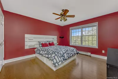 4 Birdie Drive, Suffern, NY 10901 - Photo 17