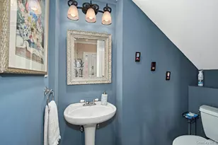 13 Chadwick Rd, White Plains, NY 10604 - Photo 7