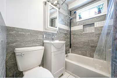 130 Lafayette Road, West Babylon, NY 11704 - Photo 15