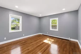 2206 Union Blvd, Bay Shore, NY 11706 - Photo 9